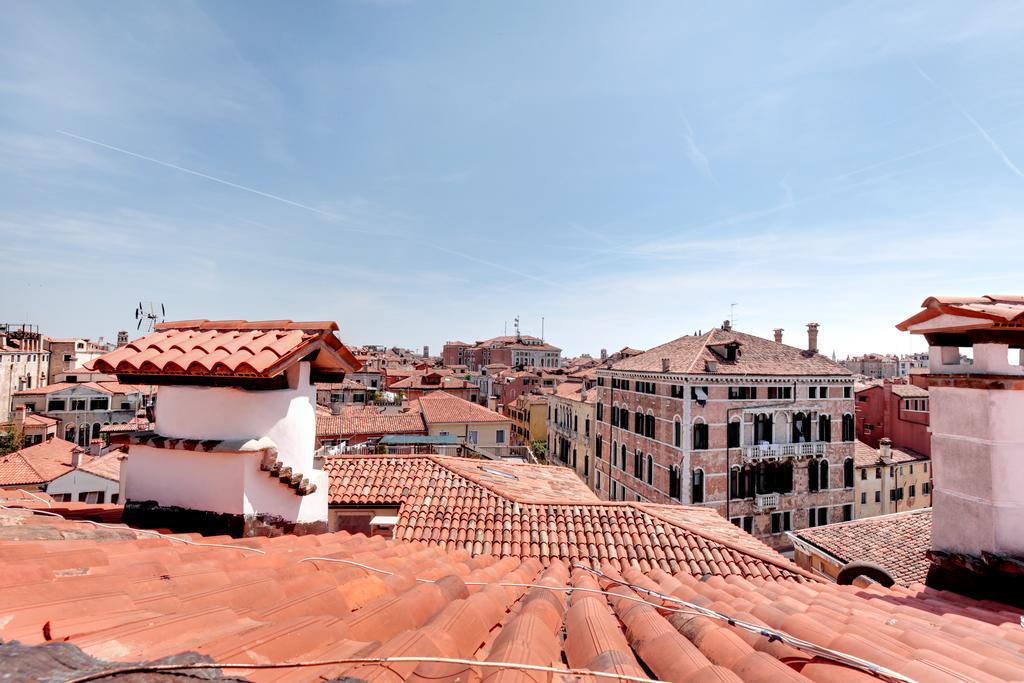 Ca' Badoer Attic Veneza Exterior foto