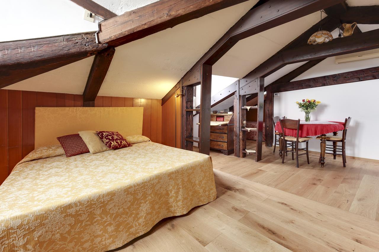 Ca' Badoer Attic Veneza Exterior foto